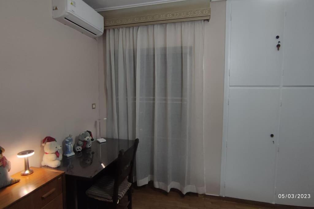 Sq Varnava Appartment Atenas Exterior foto