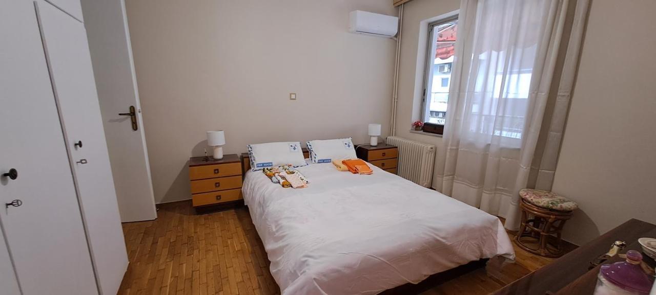 Sq Varnava Appartment Atenas Exterior foto