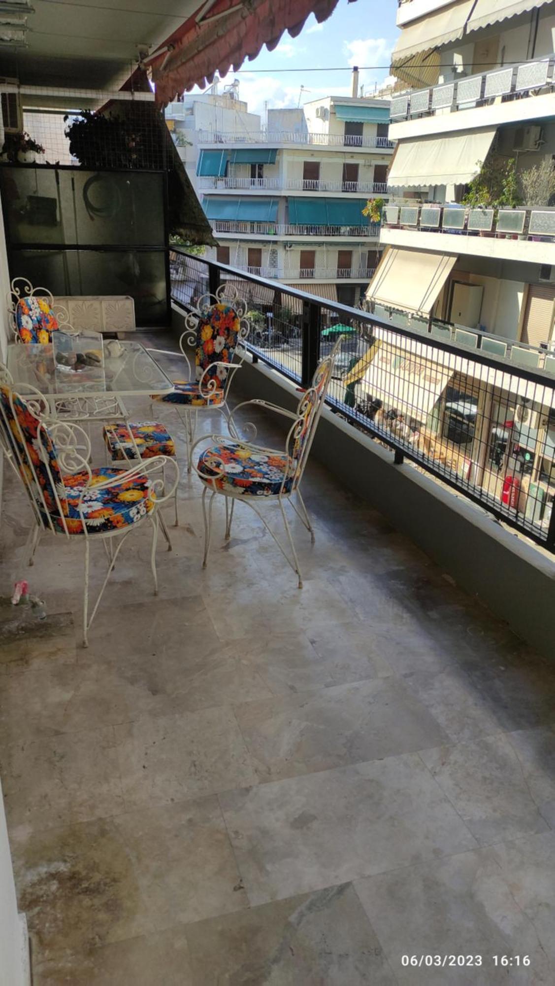 Sq Varnava Appartment Atenas Exterior foto