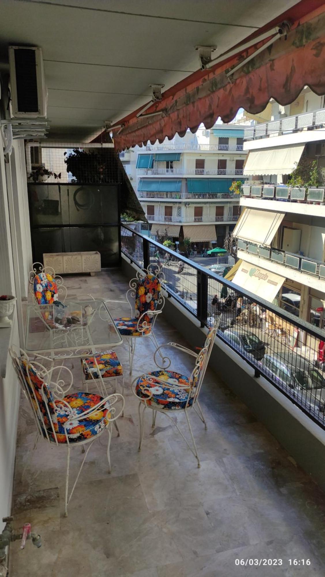 Sq Varnava Appartment Atenas Exterior foto